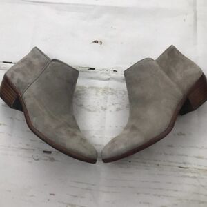 Sam Edelman Petty Taupe Gray Suede Low Heel Ankle Booties womens 6